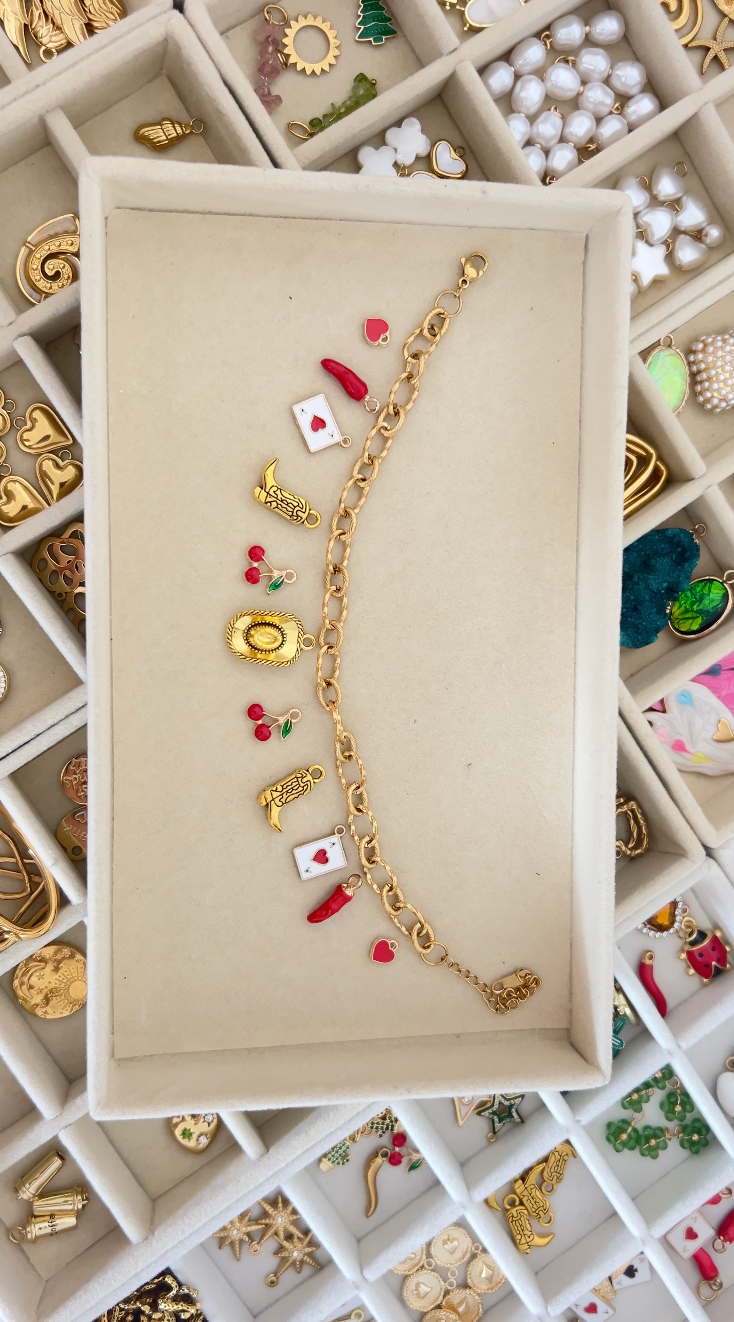 Cute But Spicy Charm | Bracelet