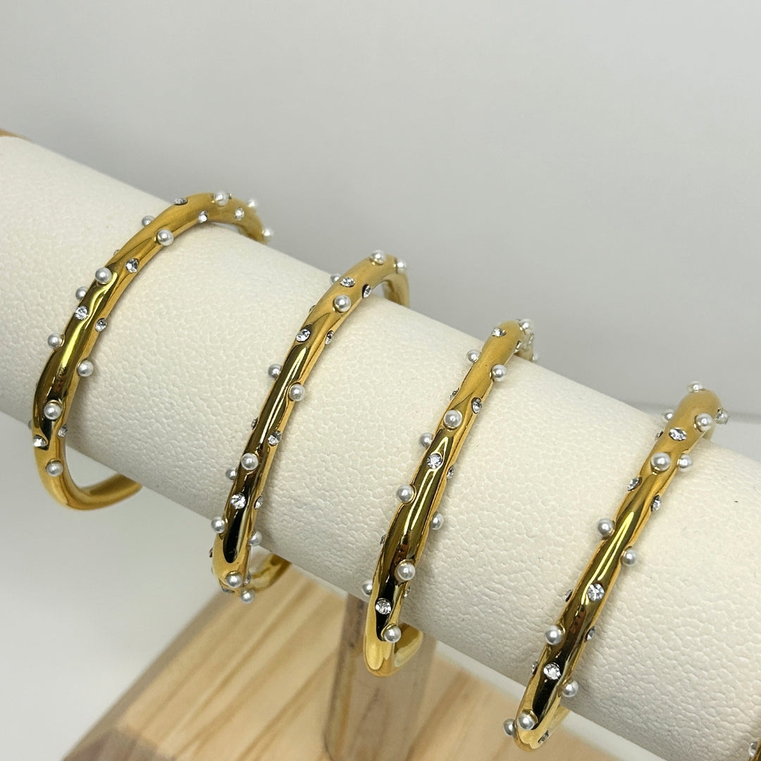 Pearl bangle | bracelet