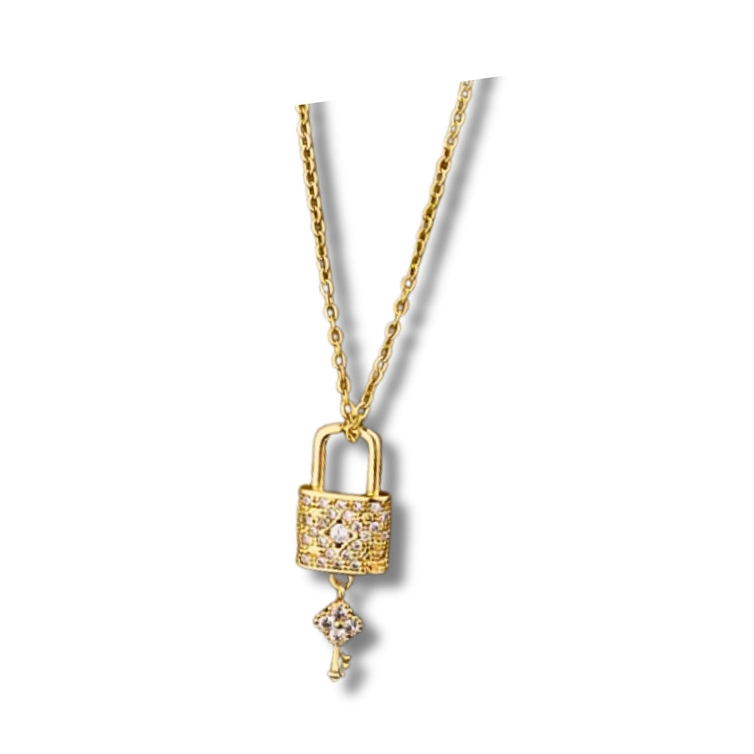 Lovers Locket Gold | Necklace