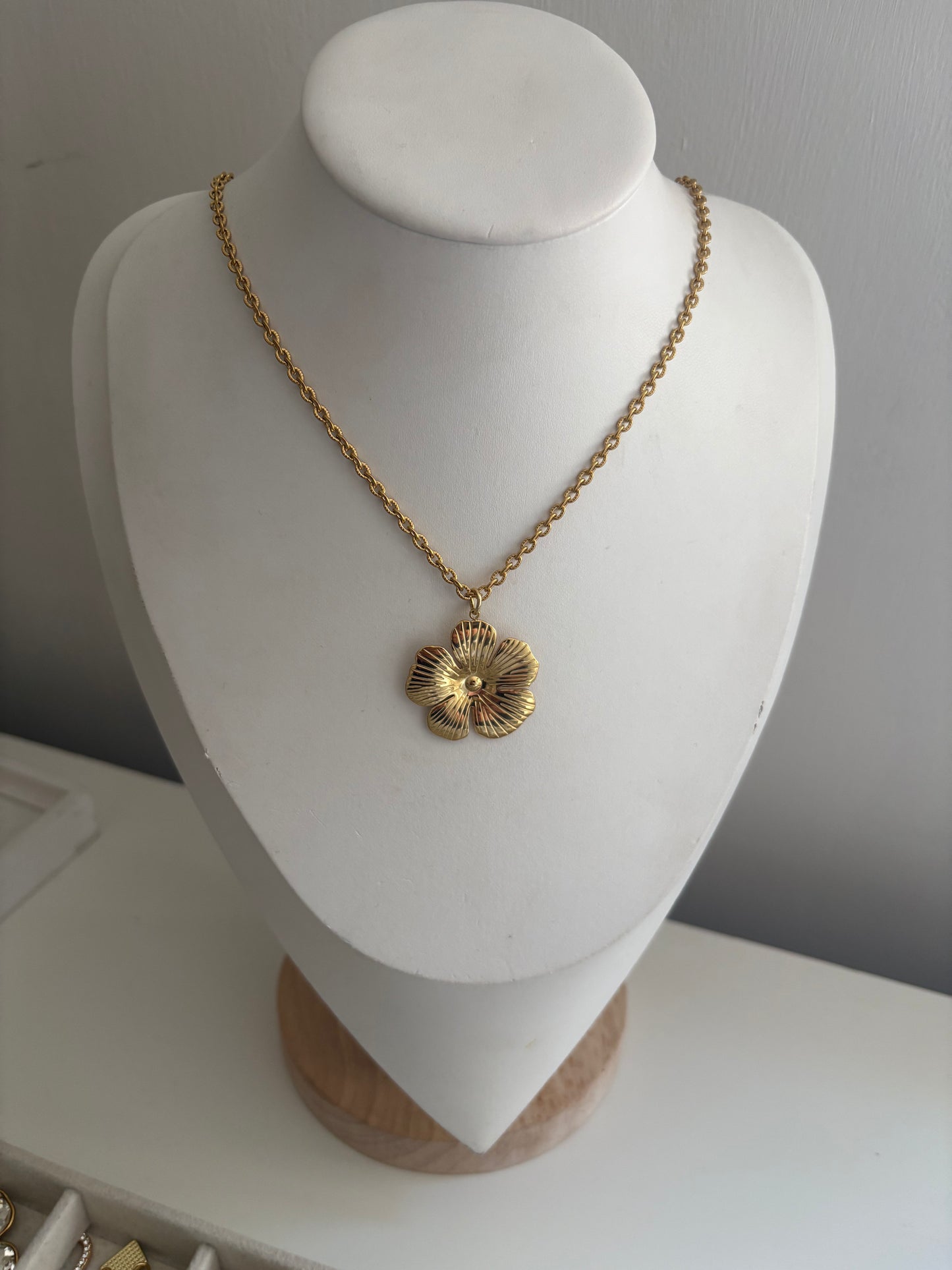 Floral Necklace - Gold Hibiscus Flower
