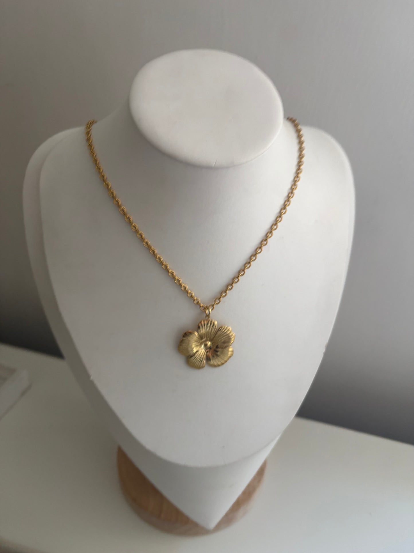 Floral Necklace - Gold Hibiscus Flower