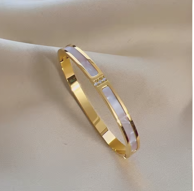 NEW Pearlescent white & gold solid bangle
