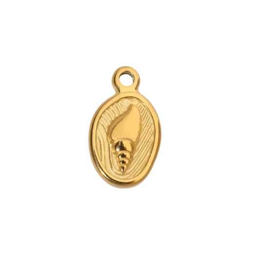 Shell Pendant Gold