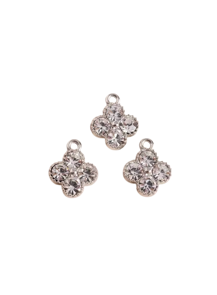 Diamante Clover Silver